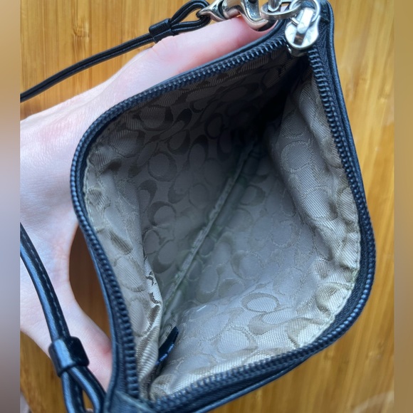 SOLD - Coach Leather Wristlet Clutch | Black - Picture 5 of 6